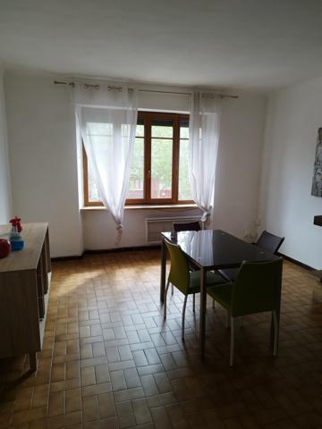 GRAND APPARTEMENT T3 SUR LES BOULEVARDS