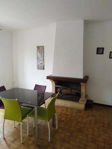 GRAND APPARTEMENT T3 SUR LES BOULEVARDS