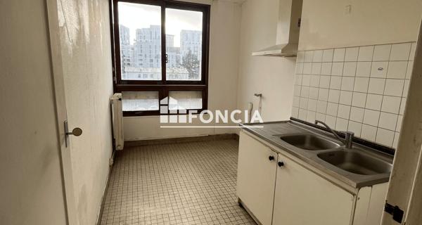 À vendre Appartement 4 pièces 64 m² - Massy 91300