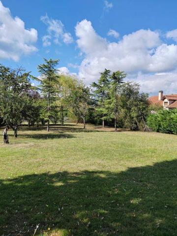 Maison 8 pièces                                        - 42680 Saint-Marcellin-en-Forez Réf : 13093