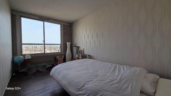 VENTE : appartement T3 (65,71 m² Carrez) + terrasse à ASNIERES SUR SEINE