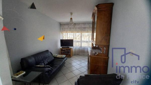 Appartement 6 pièces                                        - 42000 Saint-Étienne Réf : 2879-CIFVFOREZVELAY