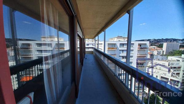 Appartement 6 pièces                                        - 42000 Saint-Étienne Réf : 2879-CIFVFOREZVELAY