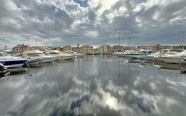 Maison à vendre    4 pièces • 165 m2 Martigues