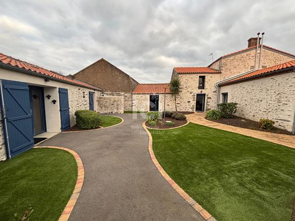 Maison Pornic 10 Pièces 311 M²