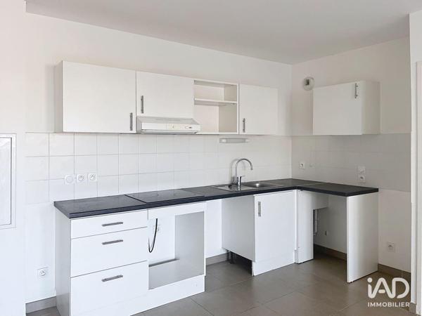 Location appartement 3 pièces 64 m² Marseille 9