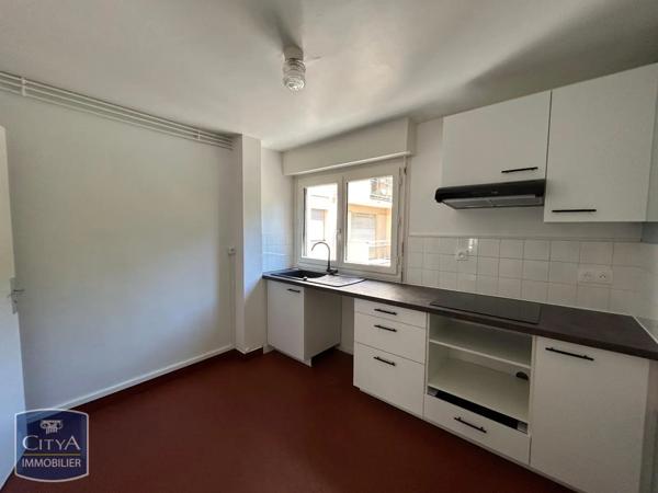 Location appartement 5 pièces de 80.46m²