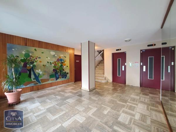 Appartement à louer 2 pièces 50.3m²