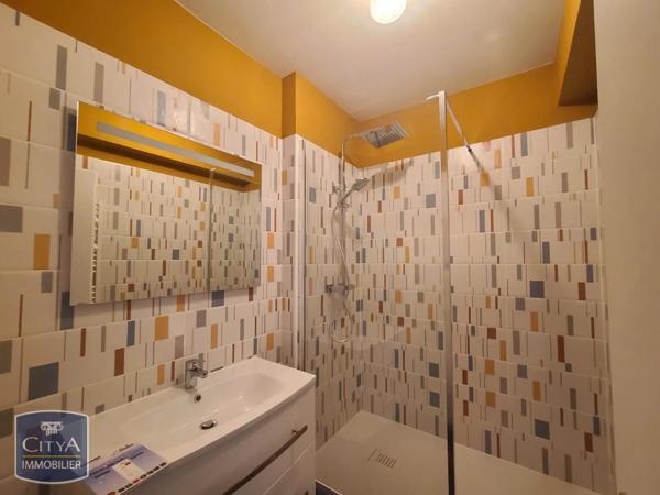 Appartement à louer 2 pièces 50.3m²