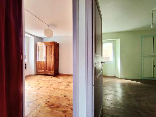 Maison traversante avec jardin (Mosset 66500)