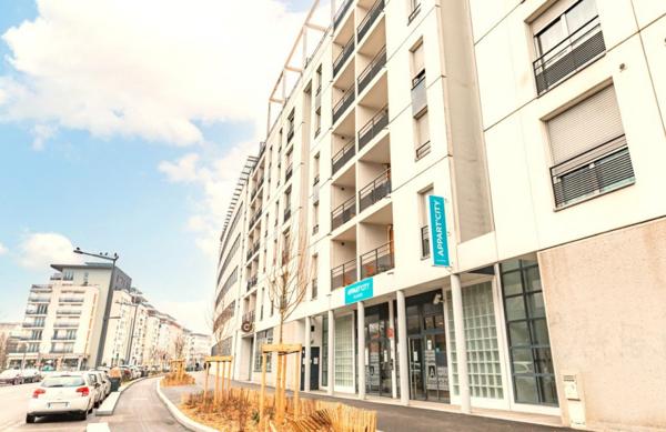 INVESTISSEMENT LOCATIF – LYON 9EME ARRONDISSEMENT - Résidence Appart'City Classic Lyon Vaise St Cyr **- 6.63 % de rentabilité.