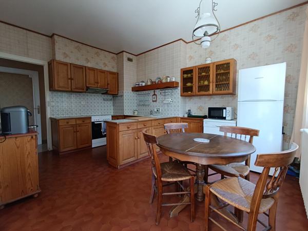 Maison d'Exception à Vendre à Villenave d'Ornon - Réf 3171