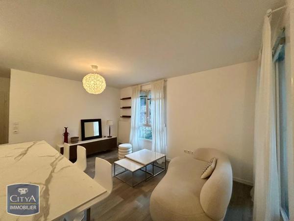 Appartement à louer 2 pièces 44.05m²