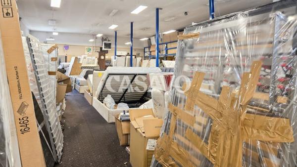 Vente Immeuble 4 pièces de 750m² - 93320 Les Pavillons-sous-Bois