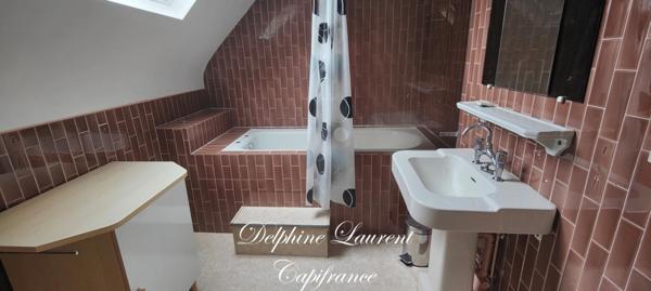 Maison à vendre 9 pièces ARGENCES (14)m² de 186 , en coeur de ville