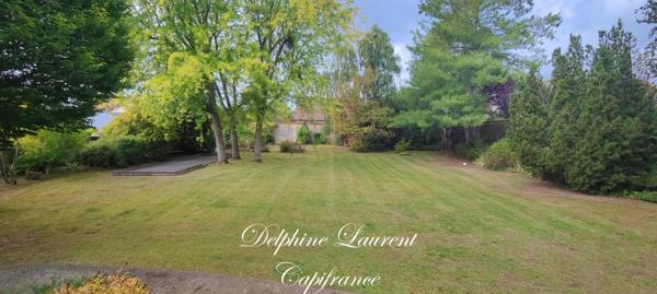 Maison à vendre 9 pièces ARGENCES (14)m² de 186 , en coeur de ville