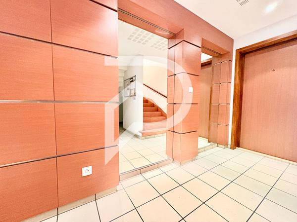 Appartement 6 pièces 148.53 m2