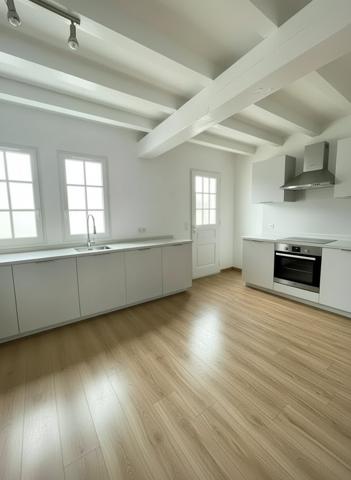 À vendre - Maison traditionnelle, 8 pièces située à Saint-Avertin (37550)