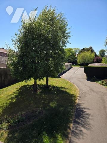 HAZEBROUCK Centre ville, dans résidence sécurisée avec ascenseur : Bel APPARTEMENT de type 2, 5...
