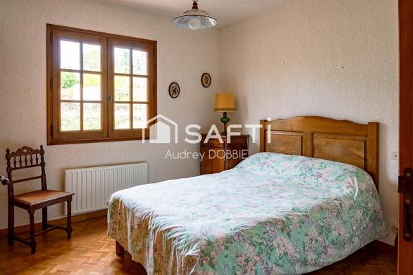 07140 Les Vans :Maison de 145m² avec vue dominante et terrain de 1950m²