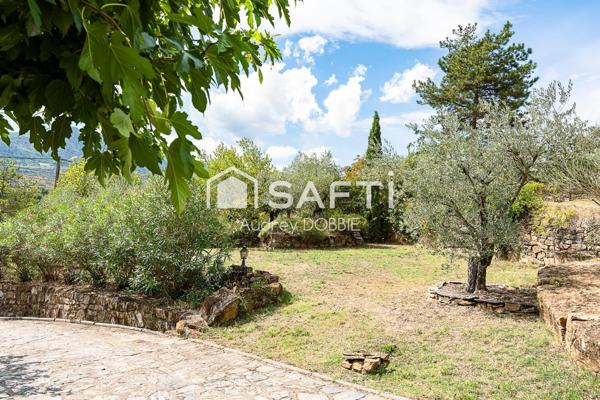 07140 Les Vans :Maison de 145m² avec vue dominante et terrain de 1950m²