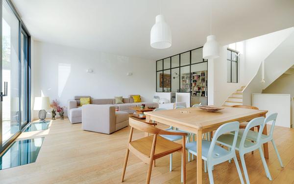 Maison à vendre    8 pièces • 267,74 m2 Vanves