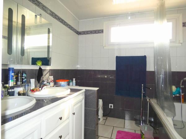 Villa 155 m² avec piscine, 5 chambres et potentiel gîte