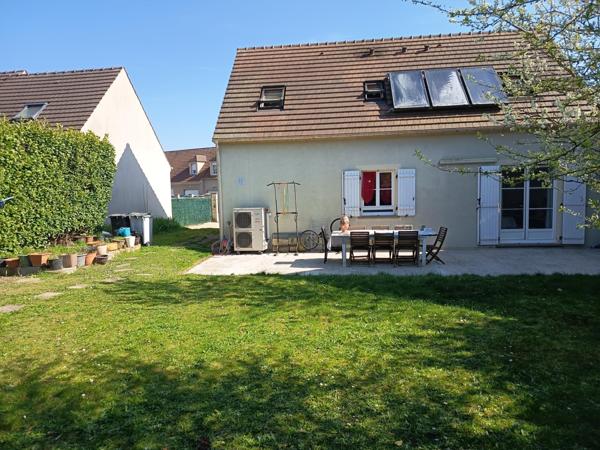 Très Belle Maison Récente Résidence Recherchée à Etrepagny 139M2 Habitable 5CH dont suite parentale au RDC