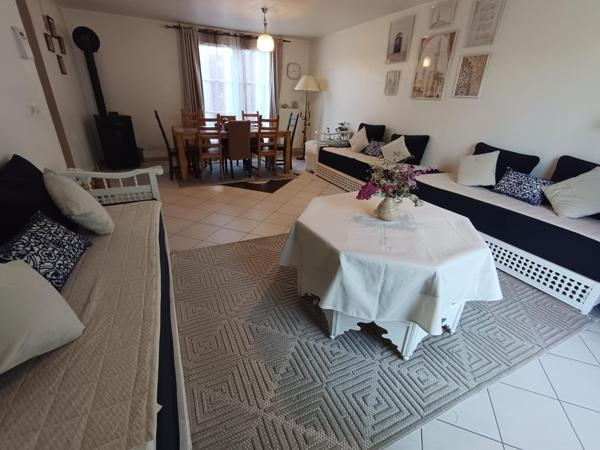 Très Belle Maison Récente Résidence Recherchée à Etrepagny 139M2 Habitable 5CH dont suite parentale au RDC