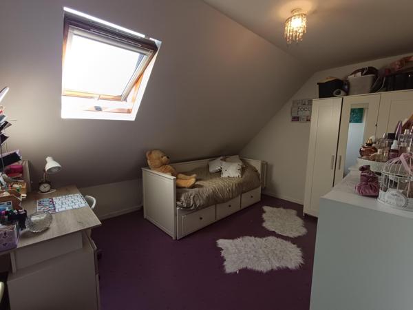 Très Belle Maison Récente Résidence Recherchée à Etrepagny 139M2 Habitable 5CH dont suite parentale au RDC