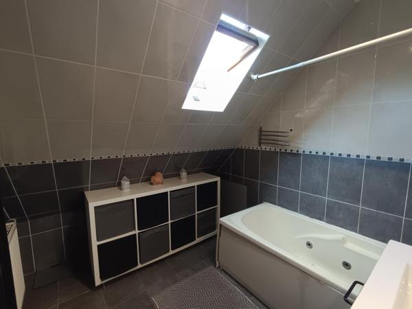 Très Belle Maison Récente Résidence Recherchée à Etrepagny 139M2 Habitable 5CH dont suite parentale au RDC