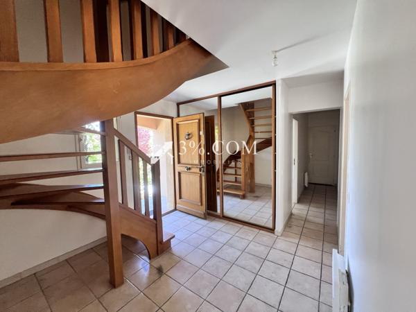 Maison 7 pièce(s) 4 chambre(s) 156 m²