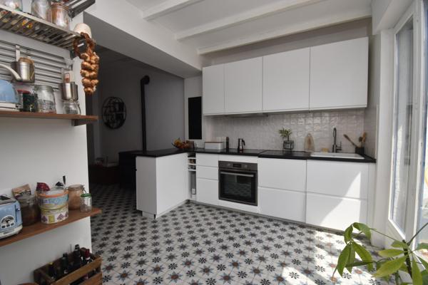 Maison atypique et chaleureuse