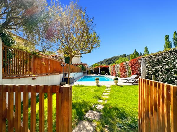 Exclusivité ERA Provaix Maison 207 m2 8 pièces