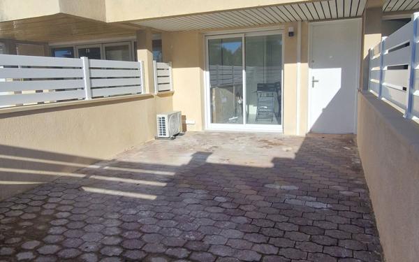 Appartement à louer    1 pièce •  Floirac