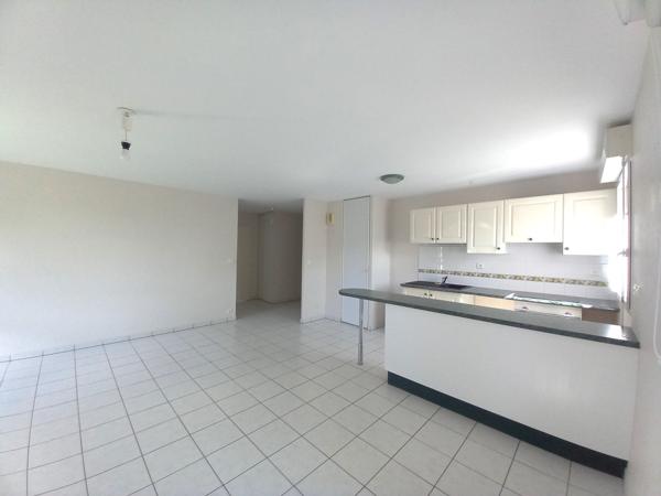 Appartement T3 avec garage - Centre bourg escoublac
