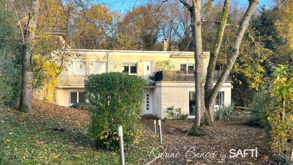 Une maison dans les bois, pour les amoureux de la nature!