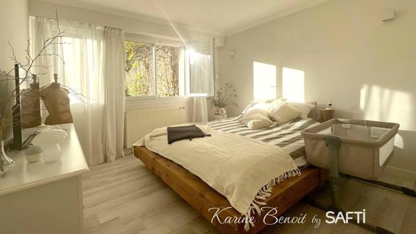 Une maison dans les bois, pour les amoureux de la nature!