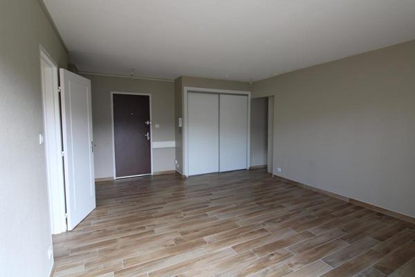 RESIDENCE LE NORMANDIE - F2 AVEC BALCON ET PLACE DE PARKING