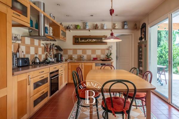 Collonges-au-Mont-d'Or, Maison 5 Chambres -  225 m² à vendre
