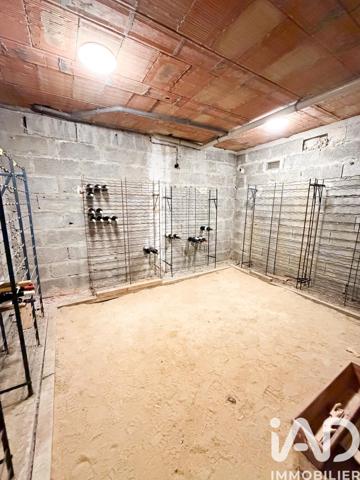 Maison à vendre 10 pièces 321 m² La Celle-Saint-Cloud