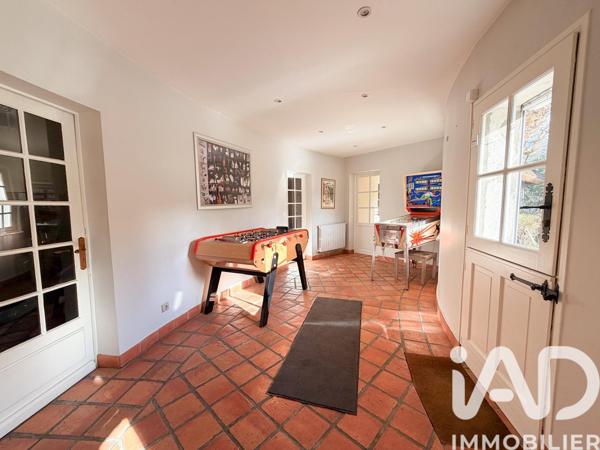 Maison à vendre 10 pièces 321 m² La Celle-Saint-Cloud