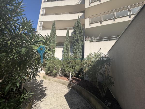 Appartement
                                                                                                                                                                                                                                                                                                                        5 pièce(s)                                                                                                                                                                                                          3 chambre(s)                                                                                                                                                                                                          152.44  m²