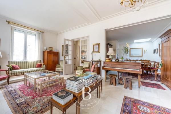 Versailles, Maison 5 Chambres -  235 m² à vendre