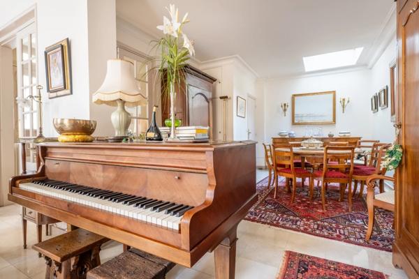 Versailles, Maison 5 Chambres -  235 m² à vendre
