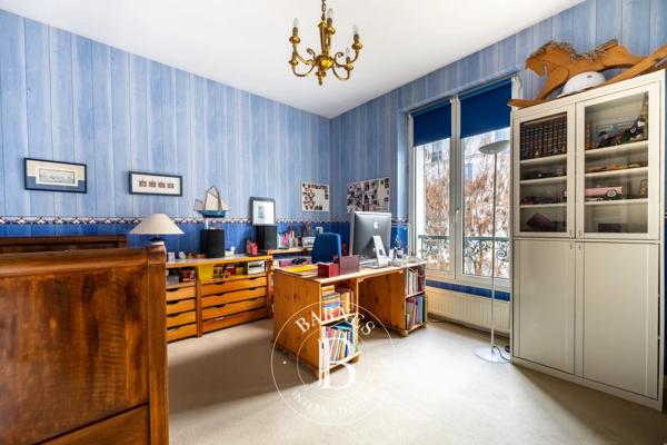 Versailles, Maison 5 Chambres -  235 m² à vendre