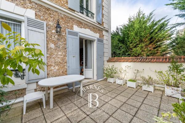 Versailles, Maison 5 Chambres -  235 m² à vendre