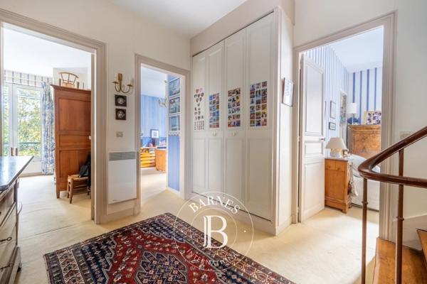 Versailles, Maison 5 Chambres -  235 m² à vendre
