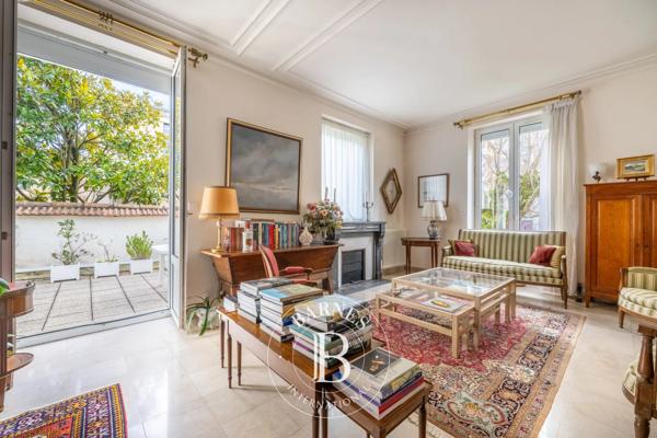 Versailles, Maison 5 Chambres -  235 m² à vendre
