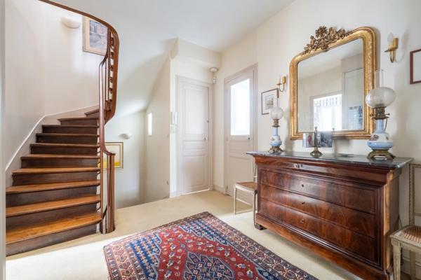 Versailles, Maison 5 Chambres -  235 m² à vendre